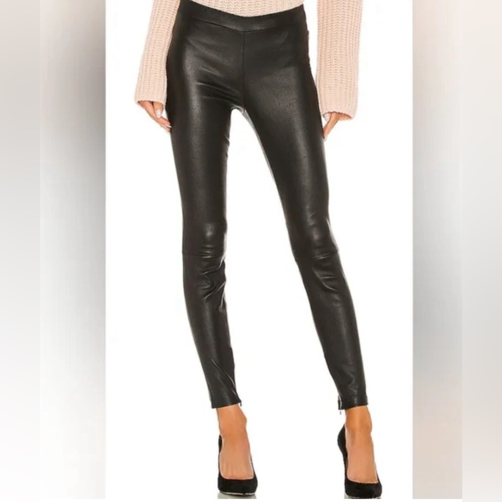 Vince Black Leather leggings with zipper ankle detail